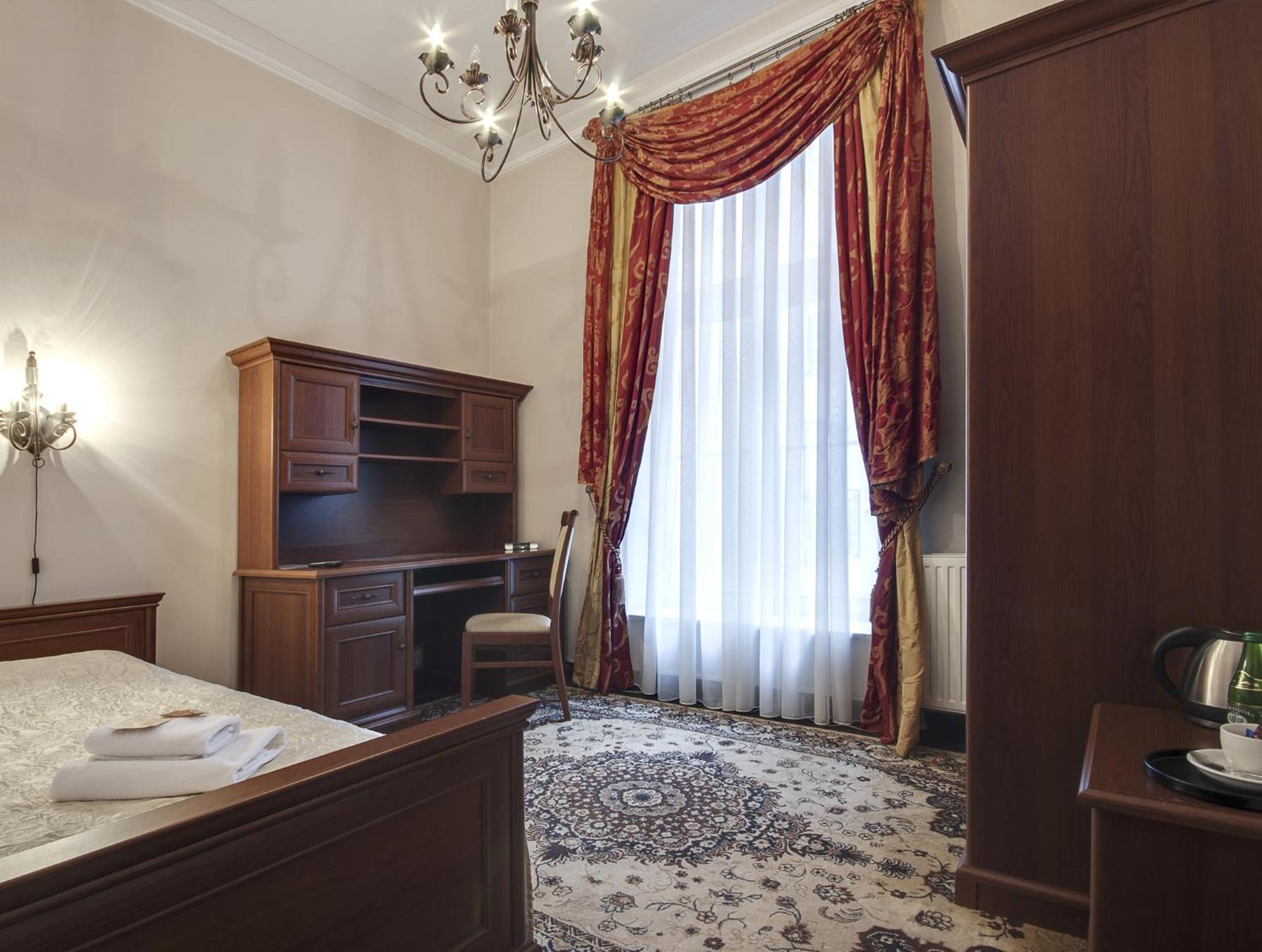 Standard Single Room